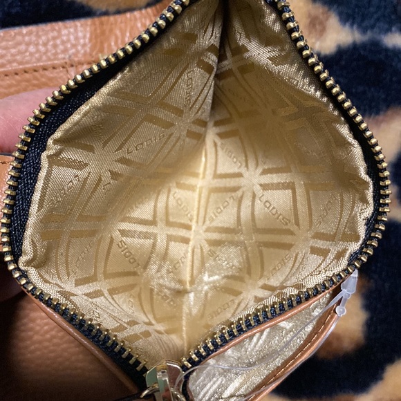 LODIS Pebbled Leather light tan, compact bifold wallet/ cardholder. - Picture 7 of 9